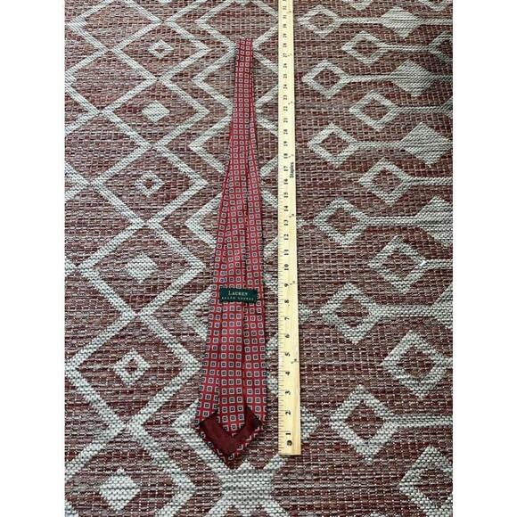 Vintage Lauren Ralph Red 100 Percent Silk Geometric Tie - Picture 2 of 4